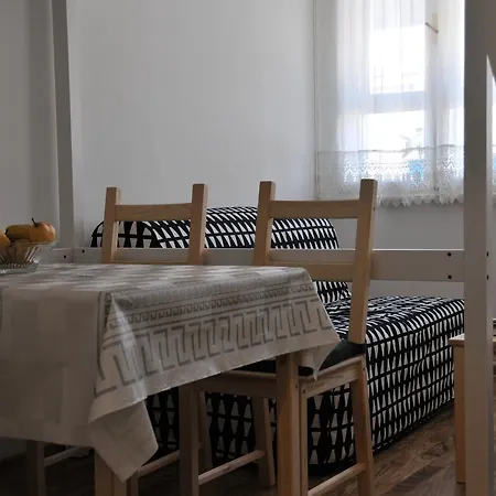 In The Center Apartment