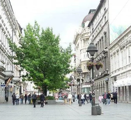 In The Center Apartament Belgrad