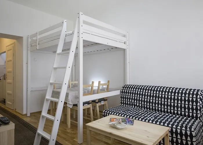 In The Center * بلغراد